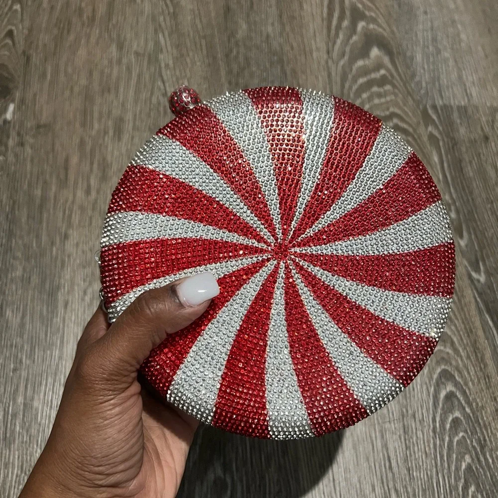 Red and White Clutch peppermint bag - Picture 4 of 7